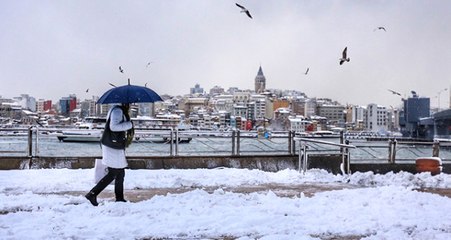 Son Dakika! AKOM Uyardı: İstanbul'a Bu Gece Kar Geliyor