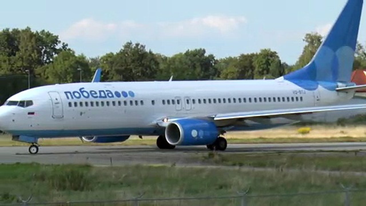 Close up! B737-800W Pobeda Take off at EDJA-Allgäu Airport (1080/50P) 09.09.2016