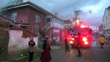 Yanan elektrik kablosu mutfağı kül etti