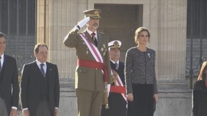 El Rey reivindica la bandera como símbolo "de todos", en la Pascua Militar