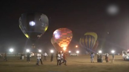 Crowds gather at Hot Air Balloon Festival in Chennai