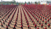 Quand des milliers de moines Shaolin s’entraînent au Kung fu dans une synchronisation parfaite