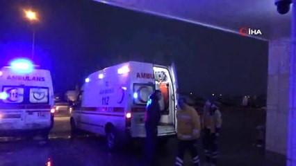 Aksaray'da Otomobil Şarampole Devrildi: 4 Yaralı