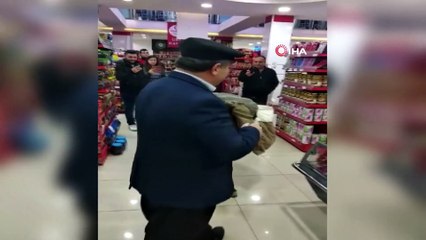 Markete Eşekle Geldi, Poşet Yerine Heybesini Kullandı