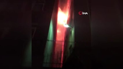 Beyoğlu'nda Avukatın Ofisinde Çıkan Yangında 7 Bin Kitap Küle Döndü