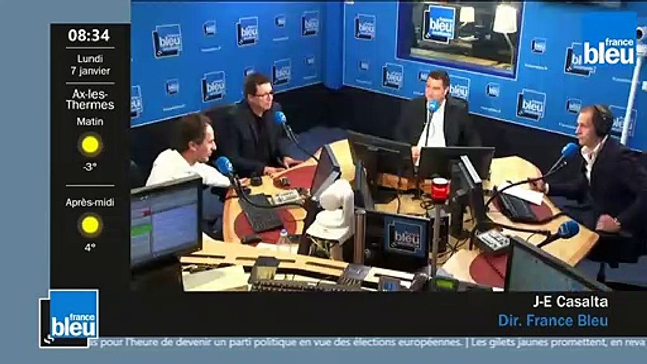 Jean-Emmanuel Casalta, directeur du réseau France Bleu, et Germain Dagognet, directeur de la régionalisation à France Télévisions, lancent la première matinale filmée de France Bleu Occitanie