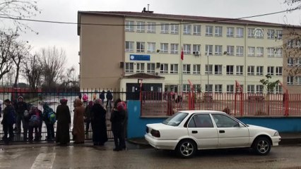 Bursa'da gıda zehirlenmesi şüphesi