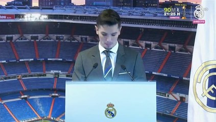 Brahím Díaz: "El mejor regalo de Reyes es vestir la camiseta del Madrid"