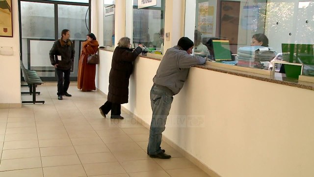 Gjykata e Tiranës, e mbingarkuar: 24 mijë dosje, vetëm 45 gjyqtarë - Top Channel Albania