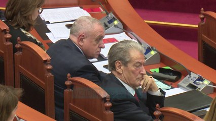 Meta shtyn firmën për ministrat deri ne 21 janar? - News, Lajme - Vizion Plus