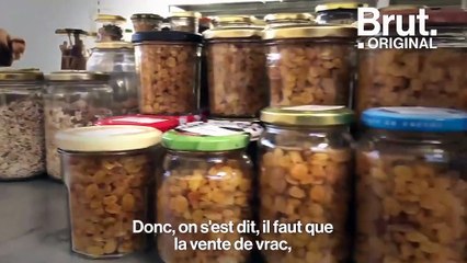 Dans les coulisses du premier drive zéro déchet au monde, le "Drive tout nu"