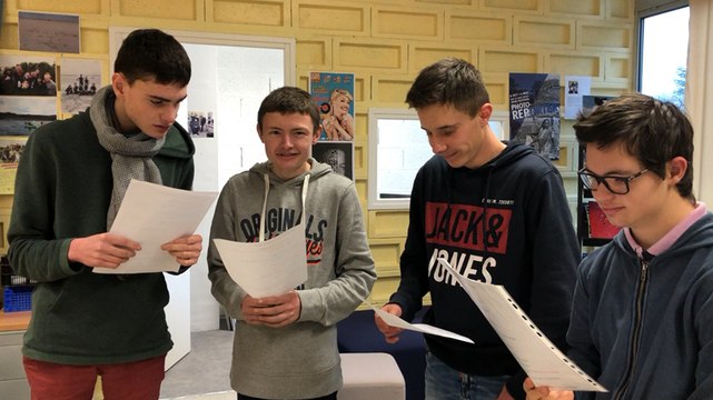 Quatre élèves du dispositif Ulis slament la vie au lycée
