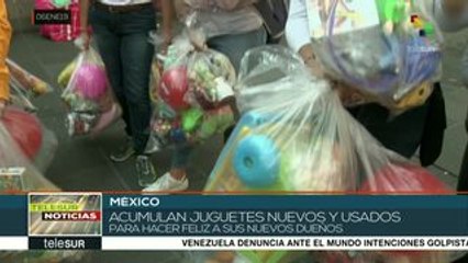 Entregan colectivos mexicanos juguetes a niños en situación de calle