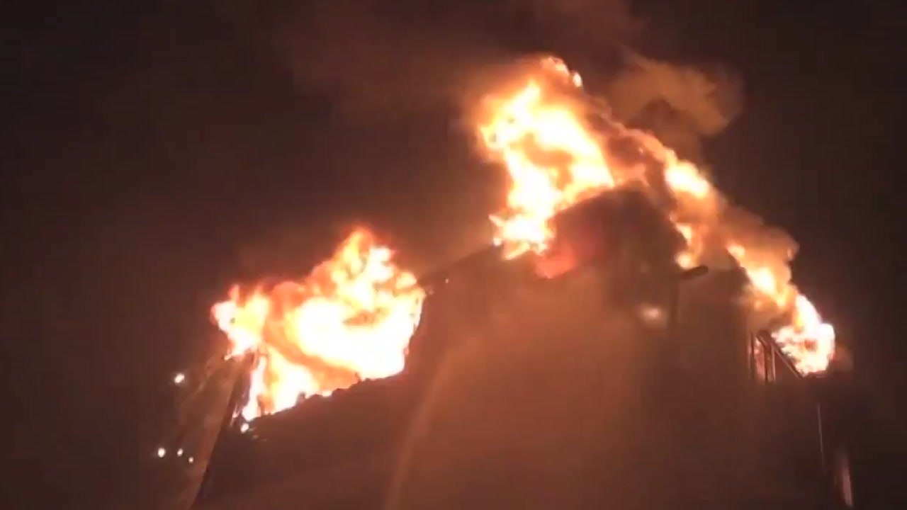 원룸 건물 3층에 불...주민 대피 소동 / YTN