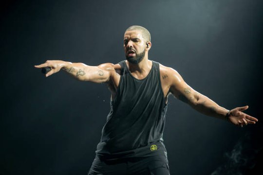Newly Surfaced Video Shows Drake Kissing Underage Girl at Concert