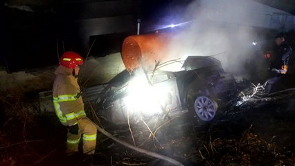 승용차에서 화재...운전자 1명 숨져 / YTN