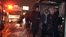 İstanbul’da yağan kar sürücülere zor, gençlere eğlenceli anlar yaşattı