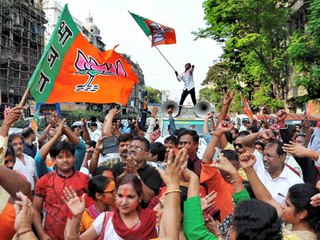 മഹാരാഷ്ട്രയിൽ BJPയെ തകർക്കാൻ CPM | Oneindia Malayalam