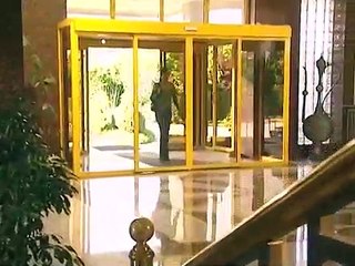 Sarp'ın saati Ekin'de kaldı - Aşk Oyunu 1. Bölüm