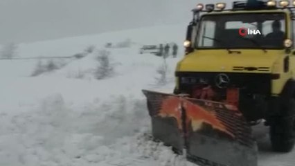 Elazığ'da Kar 179 Köy Yolunu Kapattı, 8 İlçede Okullar Tatil Edildi