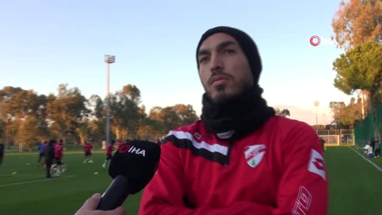 Yusuf Emre Gültekin: "Gelişim Kaydedip Süper Lig'de Oynamak İstiyorum"