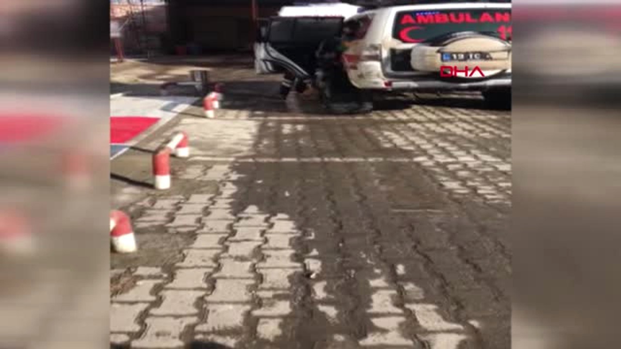 Çorum Kar Yolları Kapattı, Mustafa'nın İmdadına Paletli Ambulans Yetişti