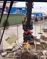 Kapalı gişe oynatan makine