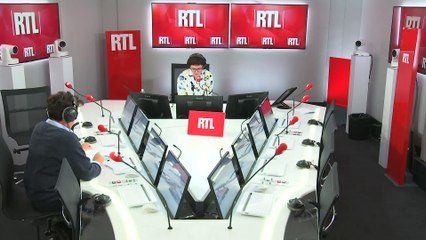 "Gilets jaunes" : le boxeur "m'a sauvé la vie", affirme une jeune femme