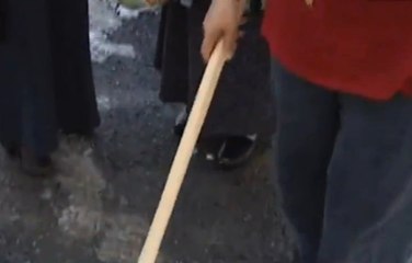 Köpeklerin Liseli Öğrenciyi Öldürdüğü İlçe Diken Üstünde! Vatandaşlar Sokakta Sopayla Geziyor