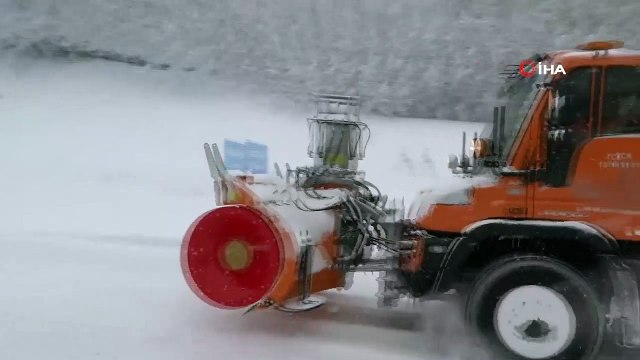 - Kütahya Domaniç’te kar yağışı, sis ve buzlanma- Yüksek kesimlerde kar kalınlığı 1,5 metreye ulaştı