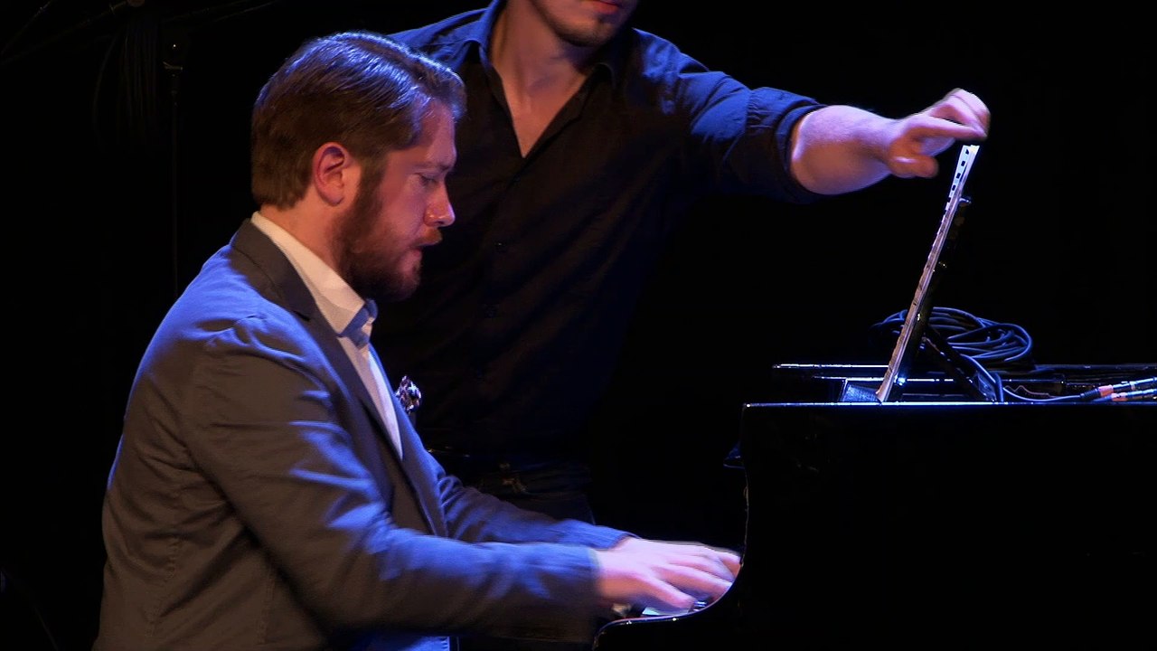 Francis Poulenc : Toccata (Paul Montag)