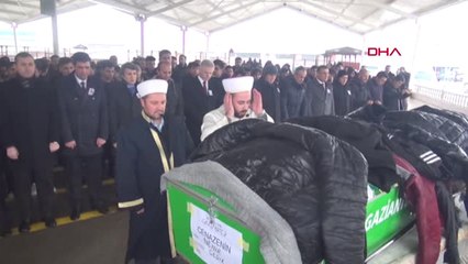 Gaziantep Okul Yolunda Otobüsün Çarptığı Liseli Nehir Toprağa Verildi