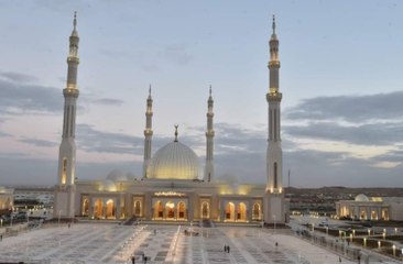 مصر تدشن أكبر مسجد وكاتدرائية في الشرق الأوسط