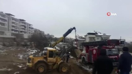 Denizli'de İtfaiye Aracı Çamura Saplanınca Felakete Ramak Kaldı