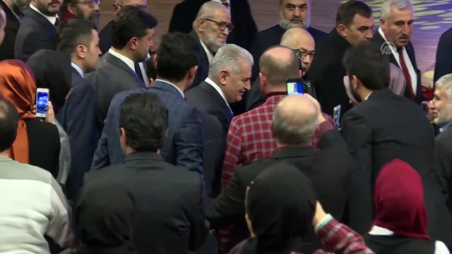 Yıldırım: 'Ak Parti iktidarı imam hatiplerin ayaklarına bağlanan prangaları söküp attı' - İSTANBUL