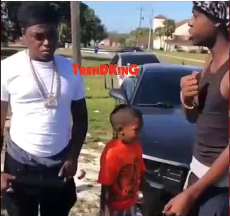 Kodak Black gives random hood guy a Rap Audition