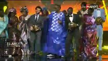 رقصة أفريقية لـ محمد صلاح بعد الفوز بجائزة أفضل لاعب