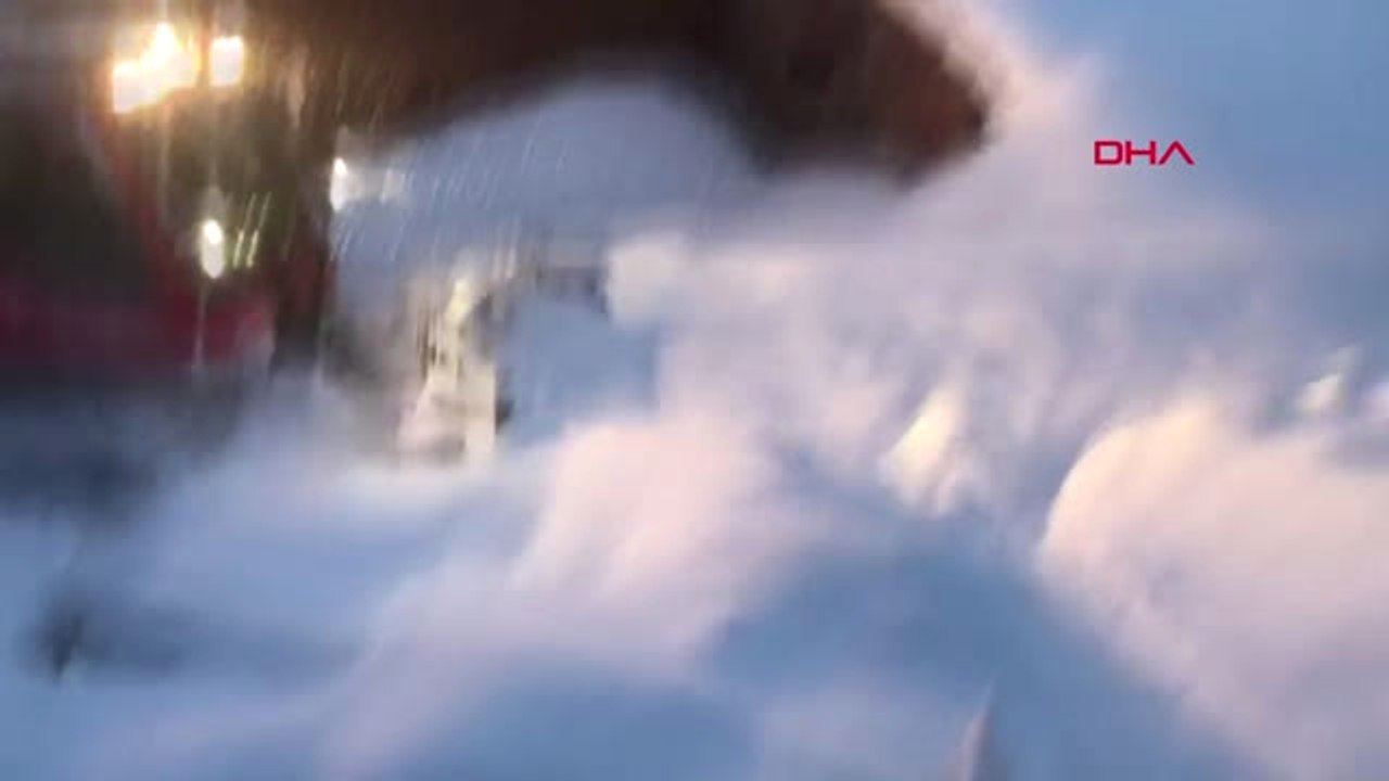 Kahramanmaraş Hastaya 'Snowtrack' Ambulans ile Ulaştılar