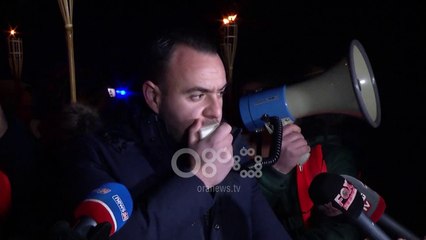 Ora News – Banorët e Astirit marshojnë drejt shtëpisë së Ramës në Surrel