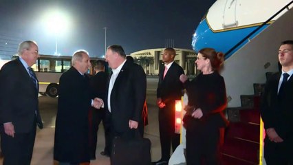 Mike Pompeo chega ao Egito