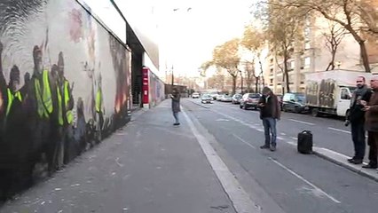 Delacroix com 'coletes amarelos'