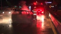 İzmir’de otomobil alevlere teslim oldu