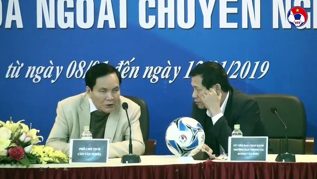 Khai mạc lớp tập huấn giám sát - trọng tài các giải bóng đá ngoài chuyên nghiệp 2019 | VFF Channel
