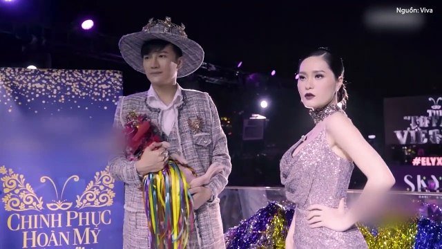 Dược Tiến Sĩ tiếp tục bế heo lục sắc lên thảm đỏ dằn mặt Di Băng khiến cô khinh ra mặt