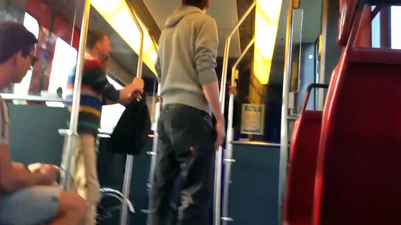 Christen_tegen_moslims_in_de_metro_50_Amsterdam