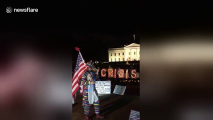 Protesters rally outside White House as Trump makes TV address about 'humanitarian crisis'