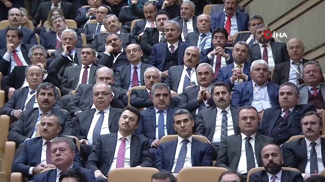 Cumhurbaşkanı Erdoğan: 'Ülkemiz içindeki ve dışındaki tüm FETÖ'cülere sesleniyorum artık sonunuz geldi. Gidecek yeriniz atacak adımınız kalmadı. Önünde sonunda elebaşınız da gelecek'