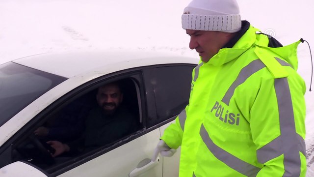 Erzincan'da ulaşıma sis ve tipi engeli