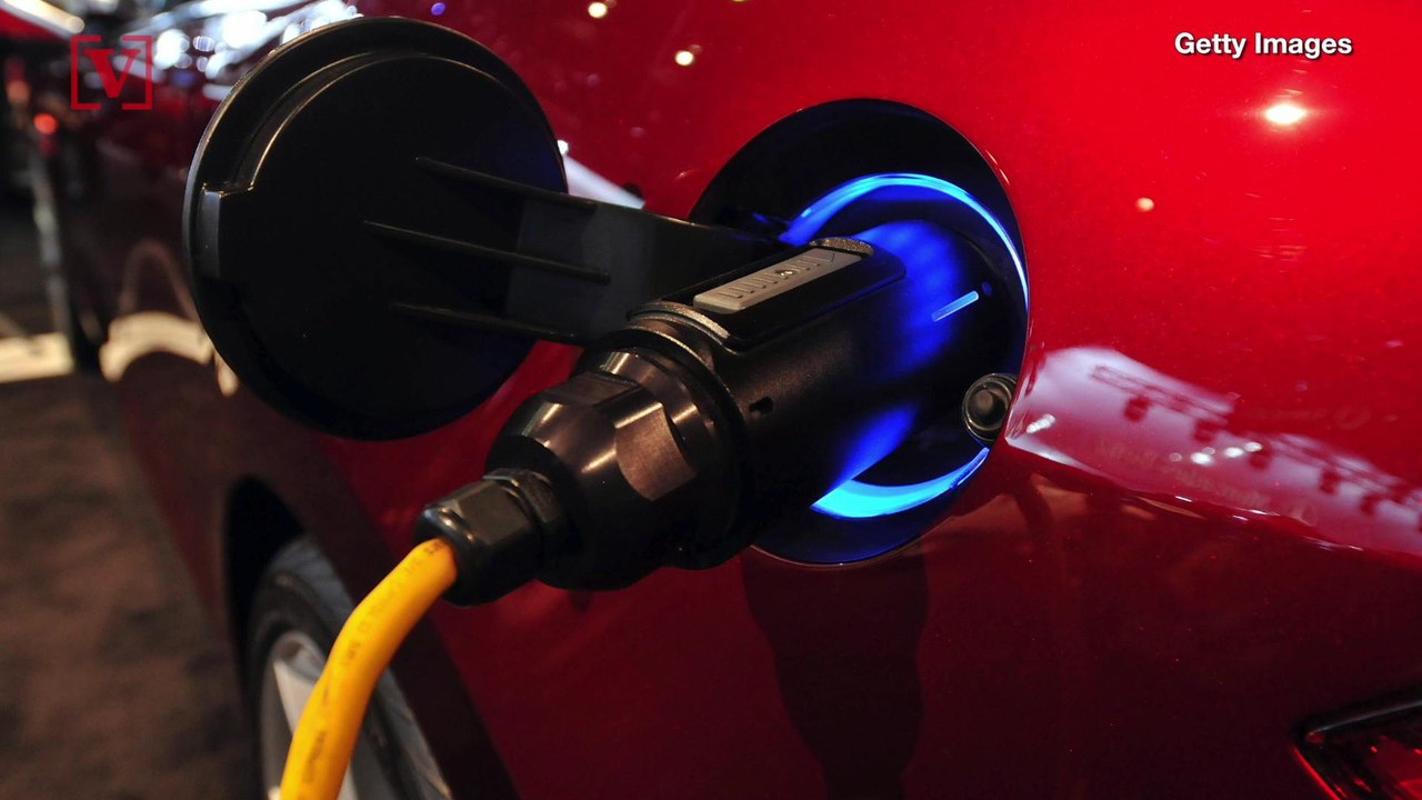 Tesla is Being Sued By Parents of Teen Who Died in Florida Car Crash in Florida