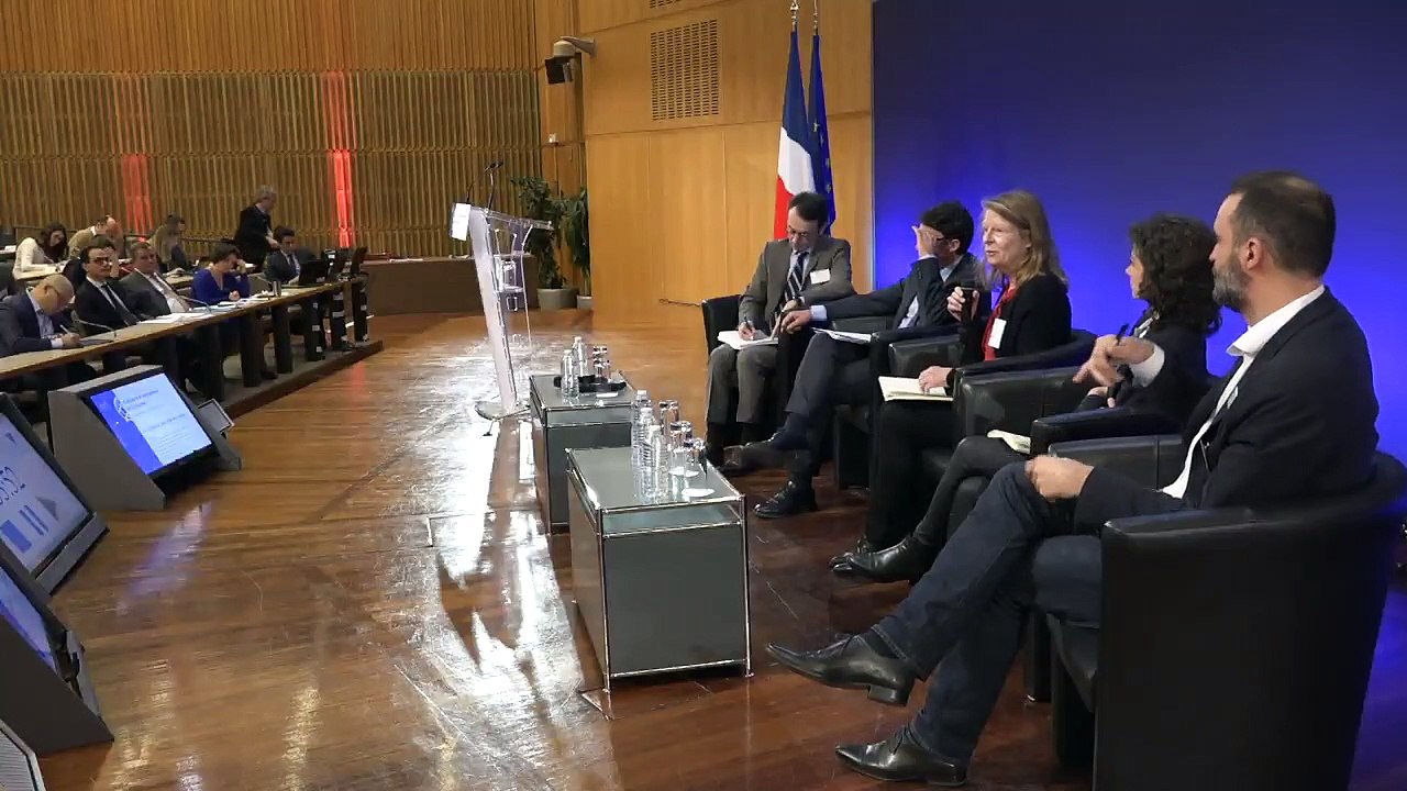 "La croissance peut-elle être verte ?" : retrouvez la vidéo de la table ronde organisée à Bercy le 8 janvier 2019, dans le cadre des Entretiens du Trésor